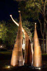 Children of the World (Escultura en Cobre)